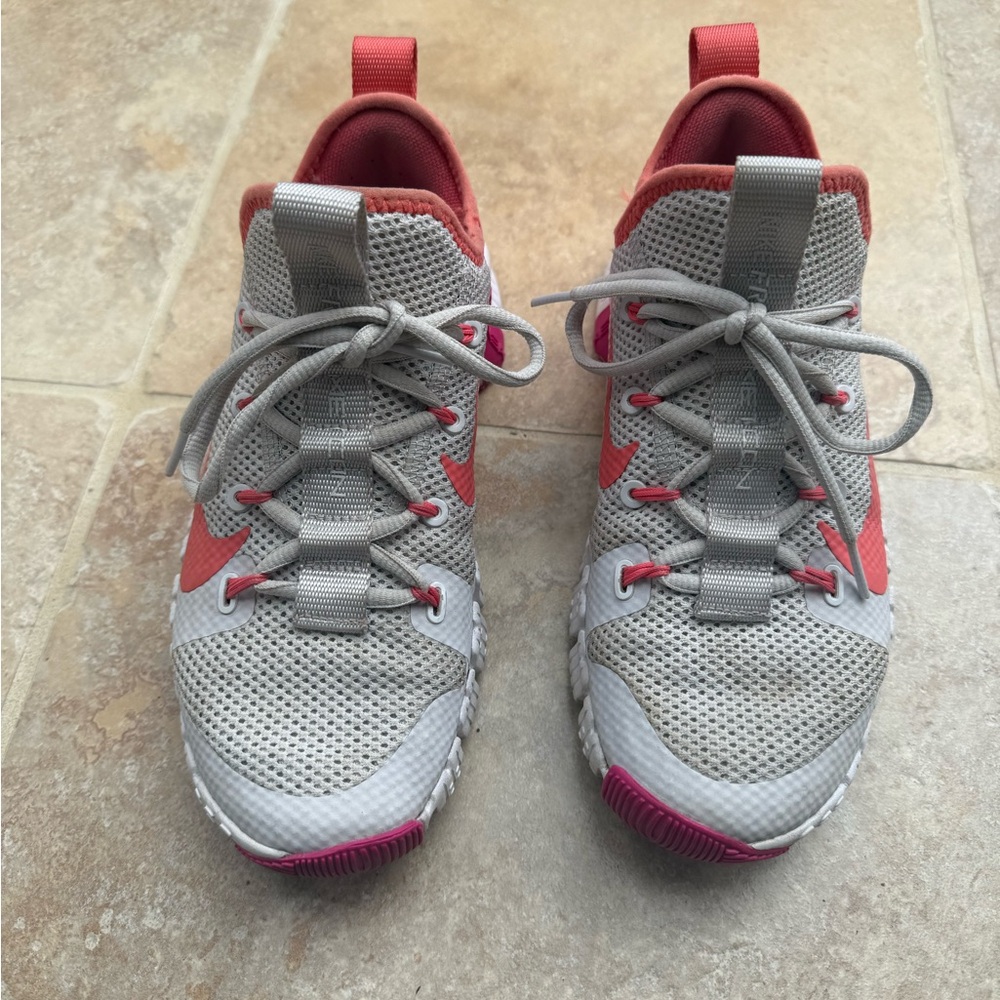 Nike  Metcon Athletic Sneakers women’s size 7 - Picture 2 of 5